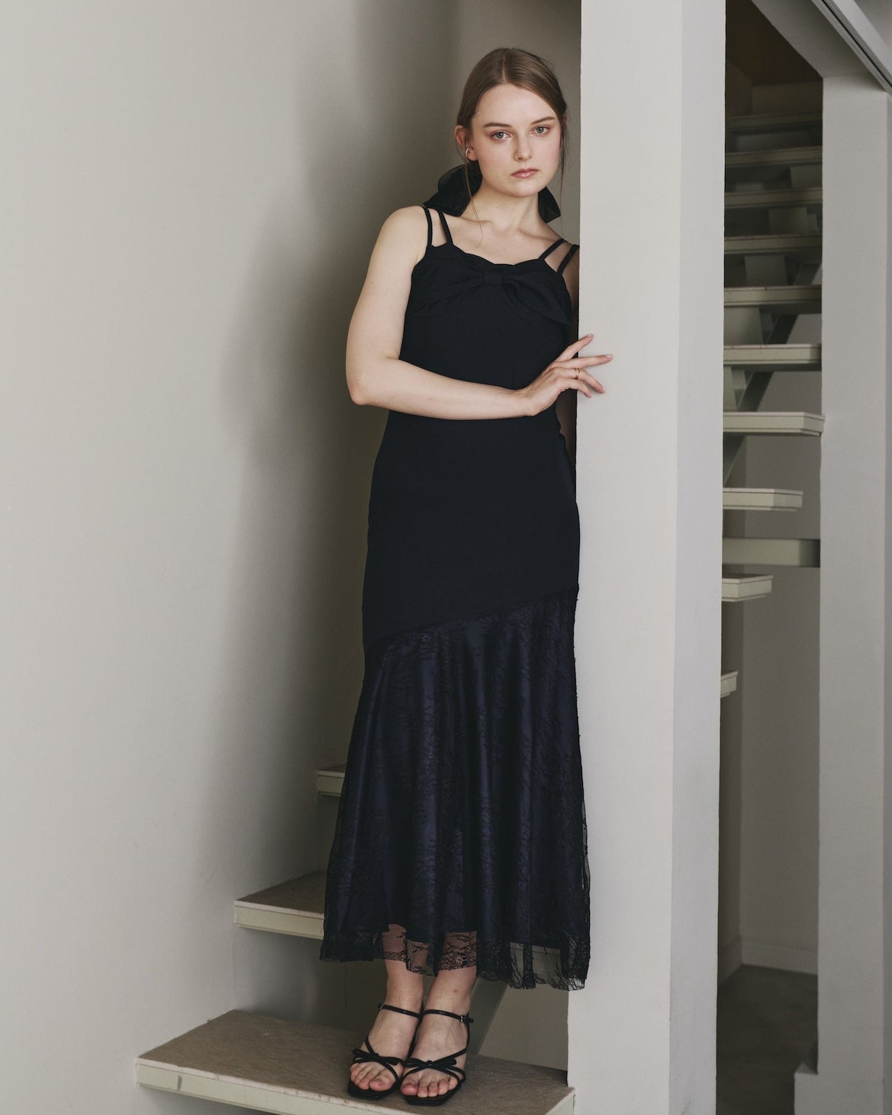 RIBBON ASYMMETRY LACE CAMISOLE DRESS