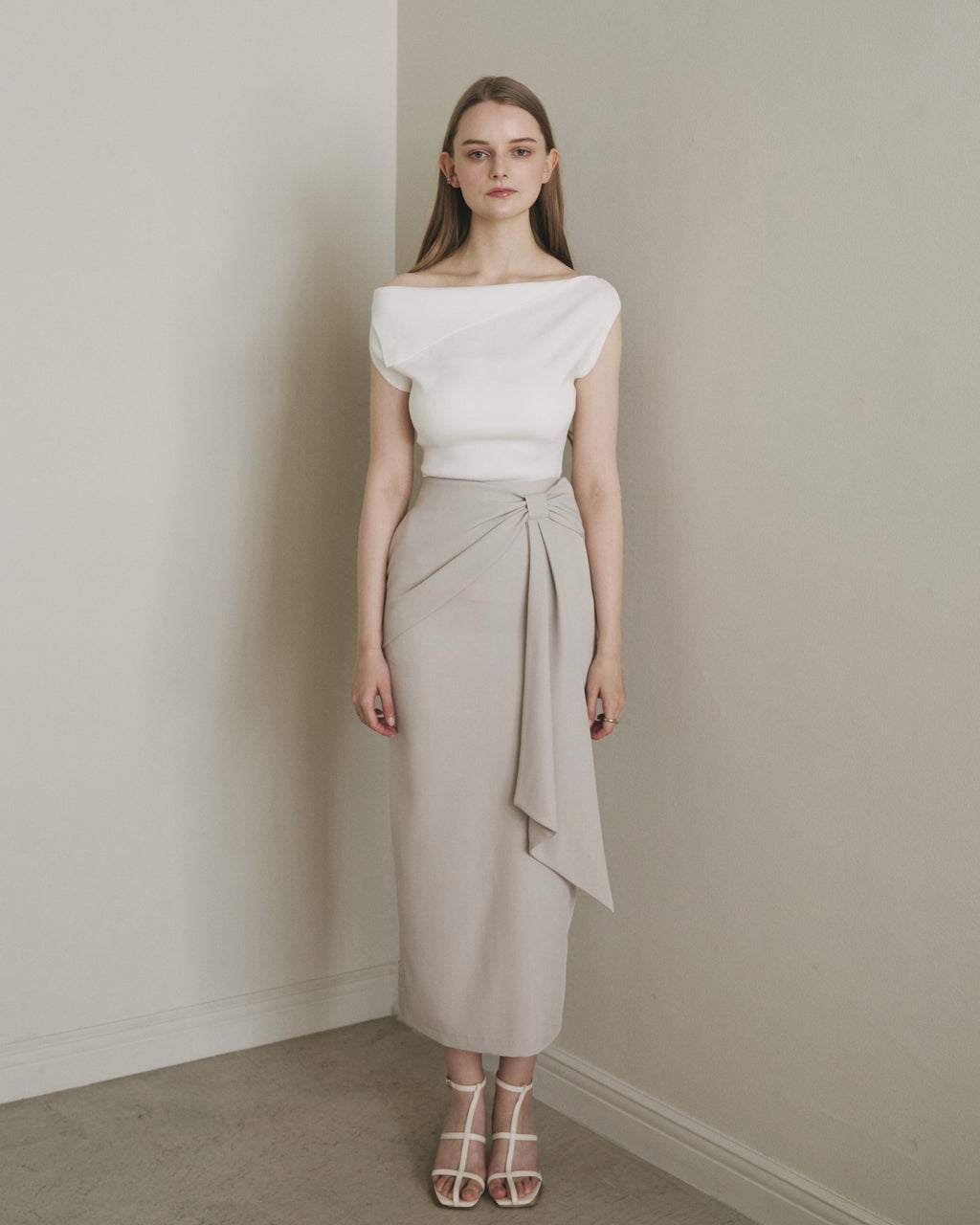 ASYMMETRY RIBBON SKIRT
